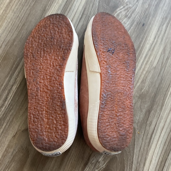 Superga Blush Pink Velvet Fabric Floral Embroidered Sneakers - Picture 4 of 5